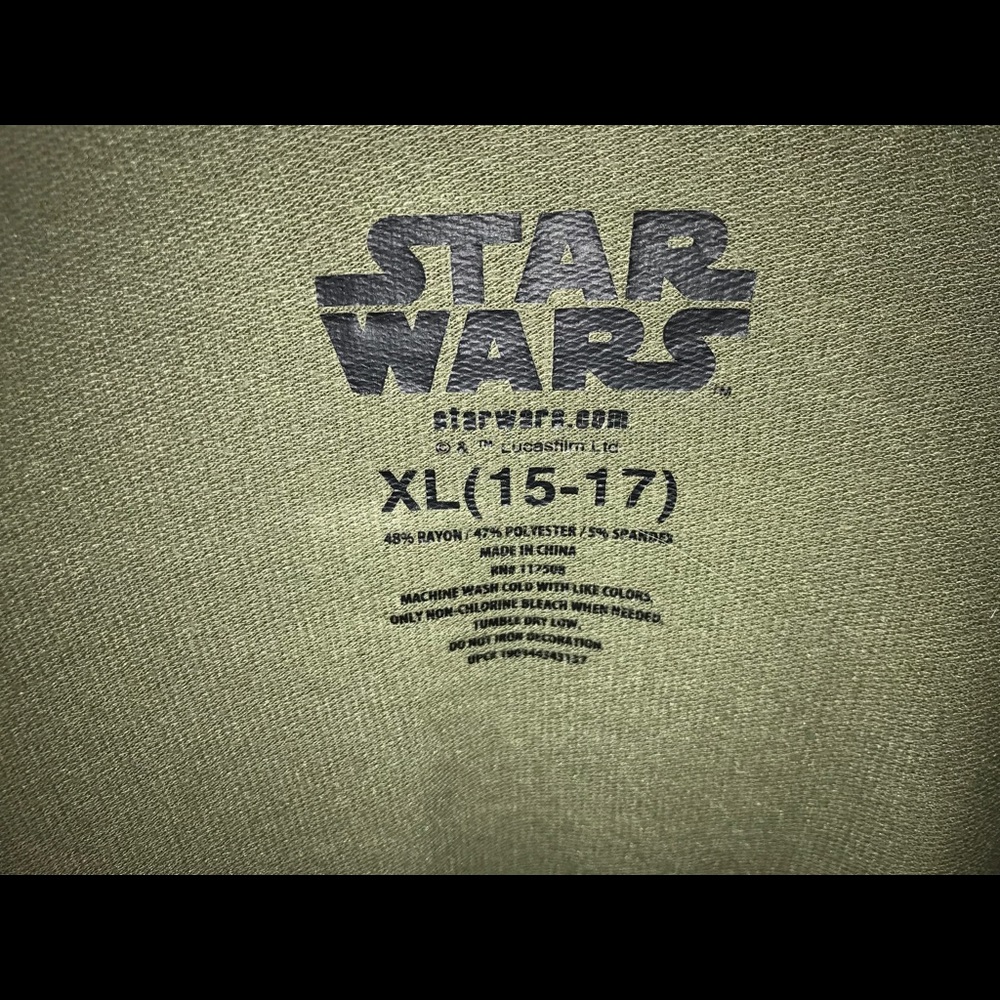 Star Wars Long Sleeve - Picture 2 of 3